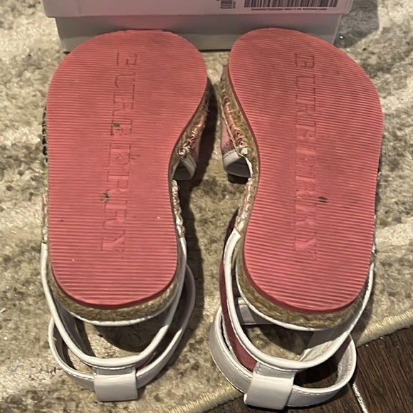 Burberry kids sandal - Picture 8 of 8